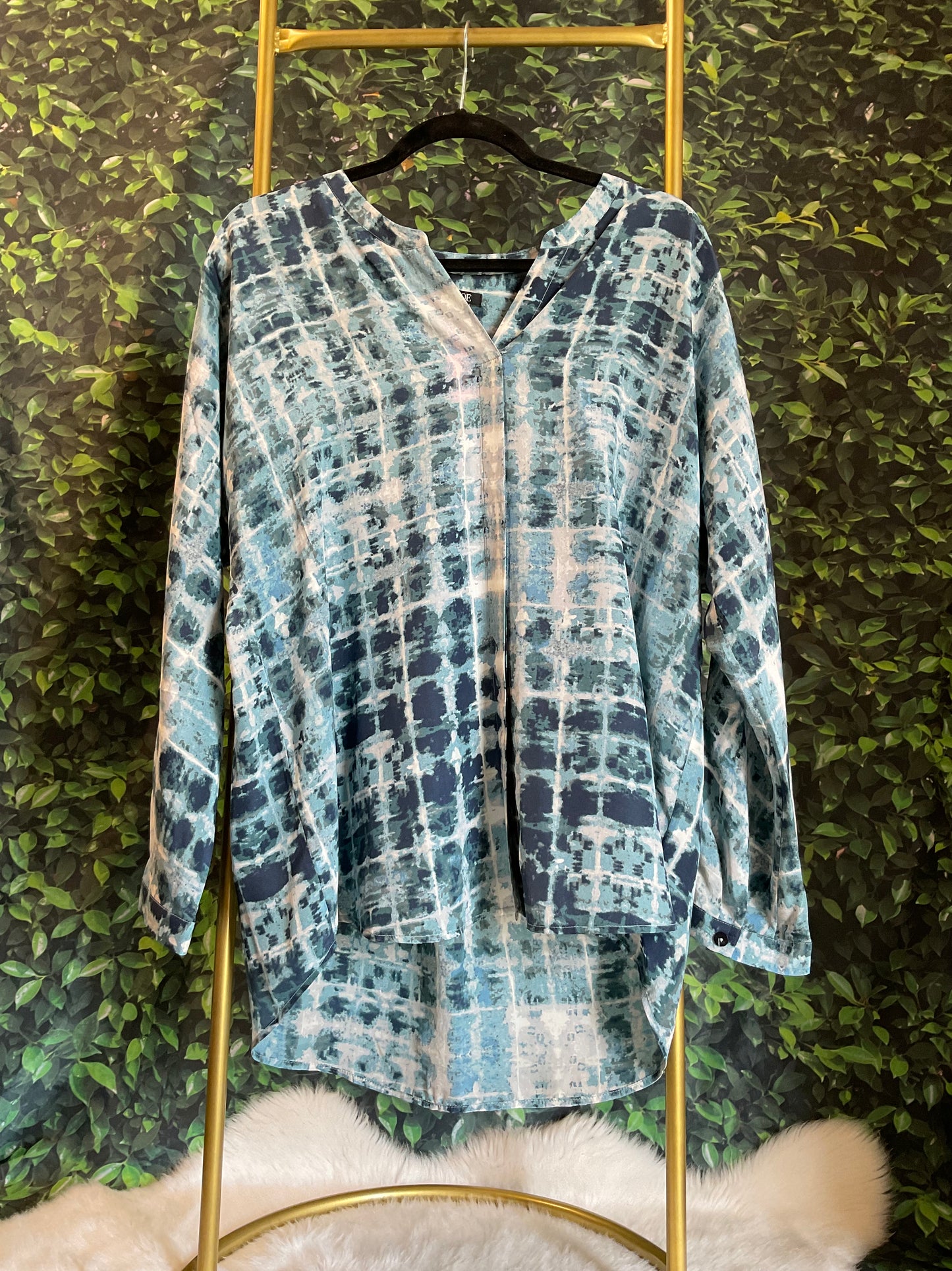 Nic & Zoe Long Sleeve Top