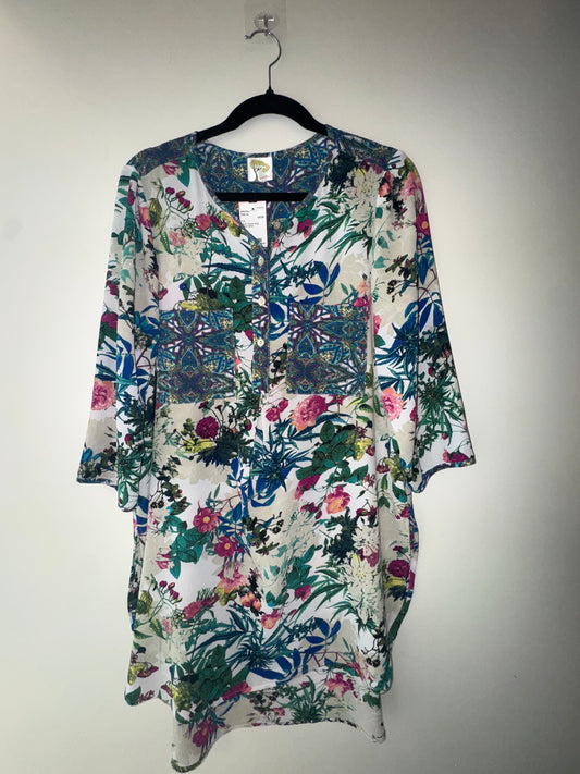 Fig & Flower Long Sleeve Dress