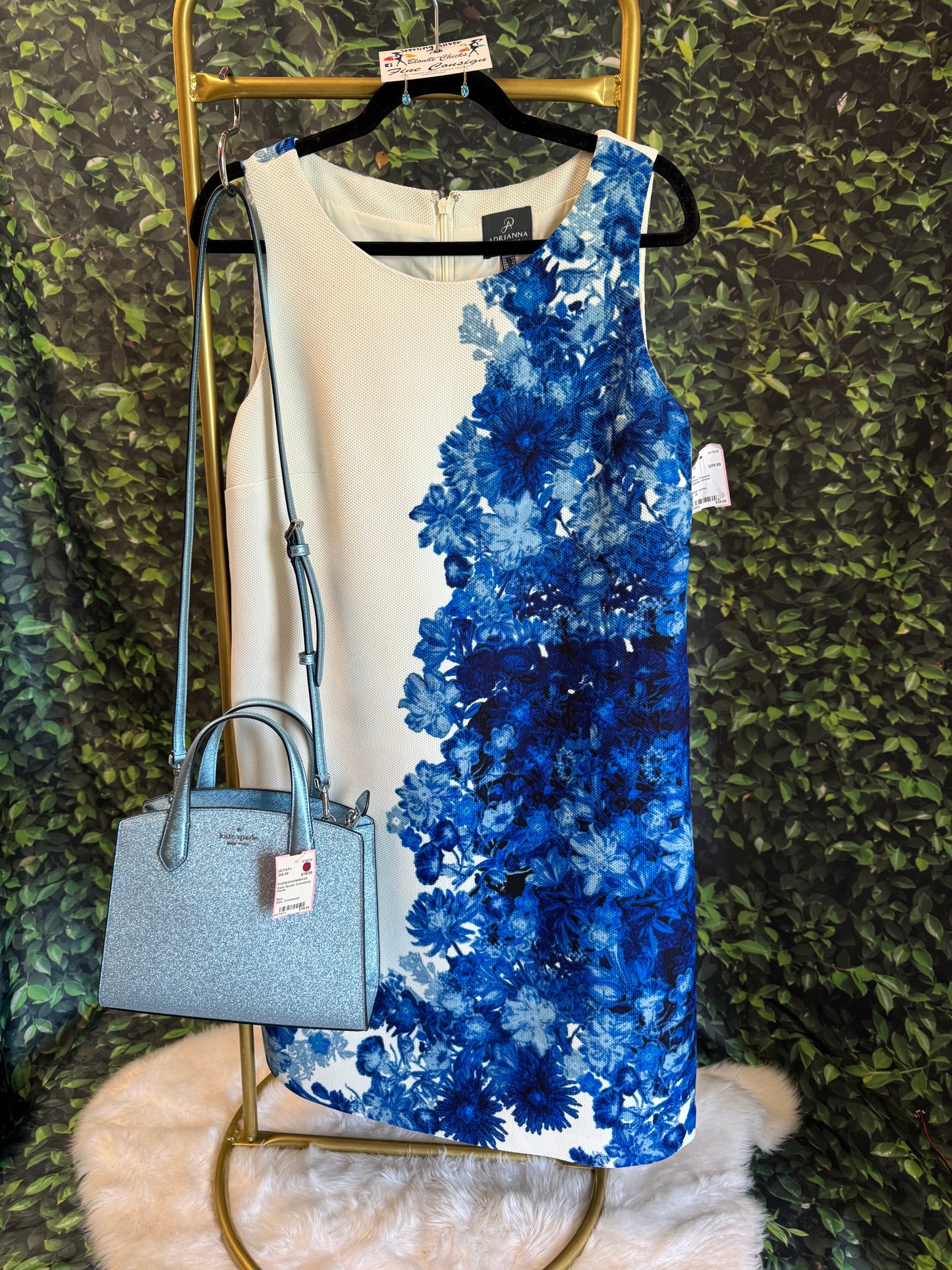 Adrianna Pappell Sleeveless Dess