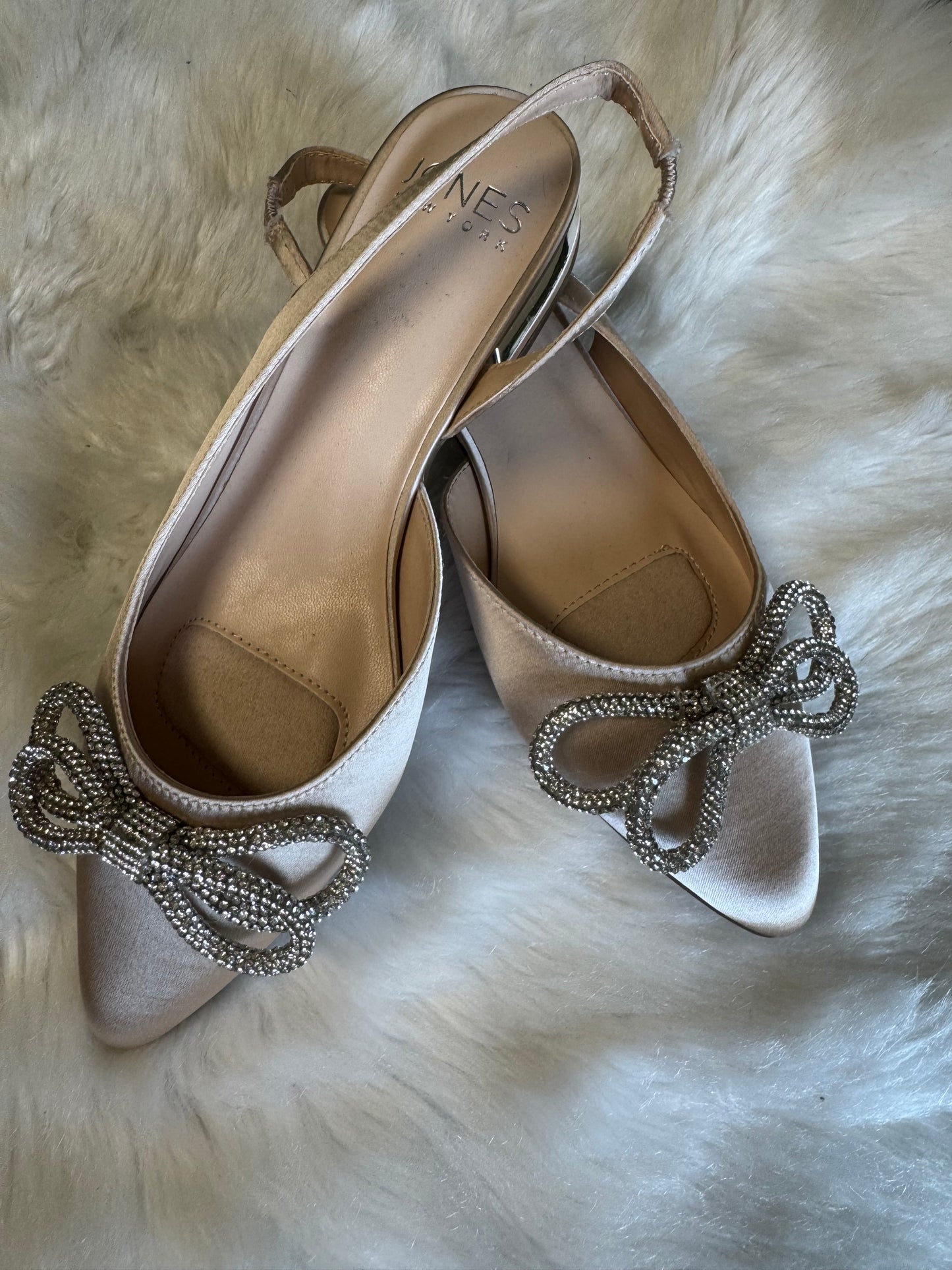 Jones New York Flats