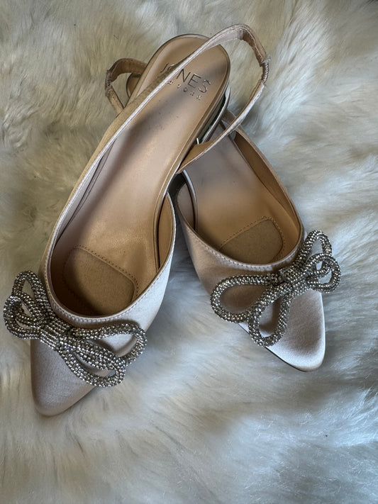 Jones New York Flats