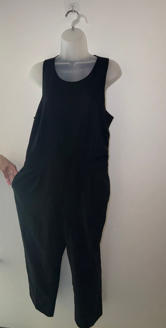Banana Republic sleeveless jumpsuit