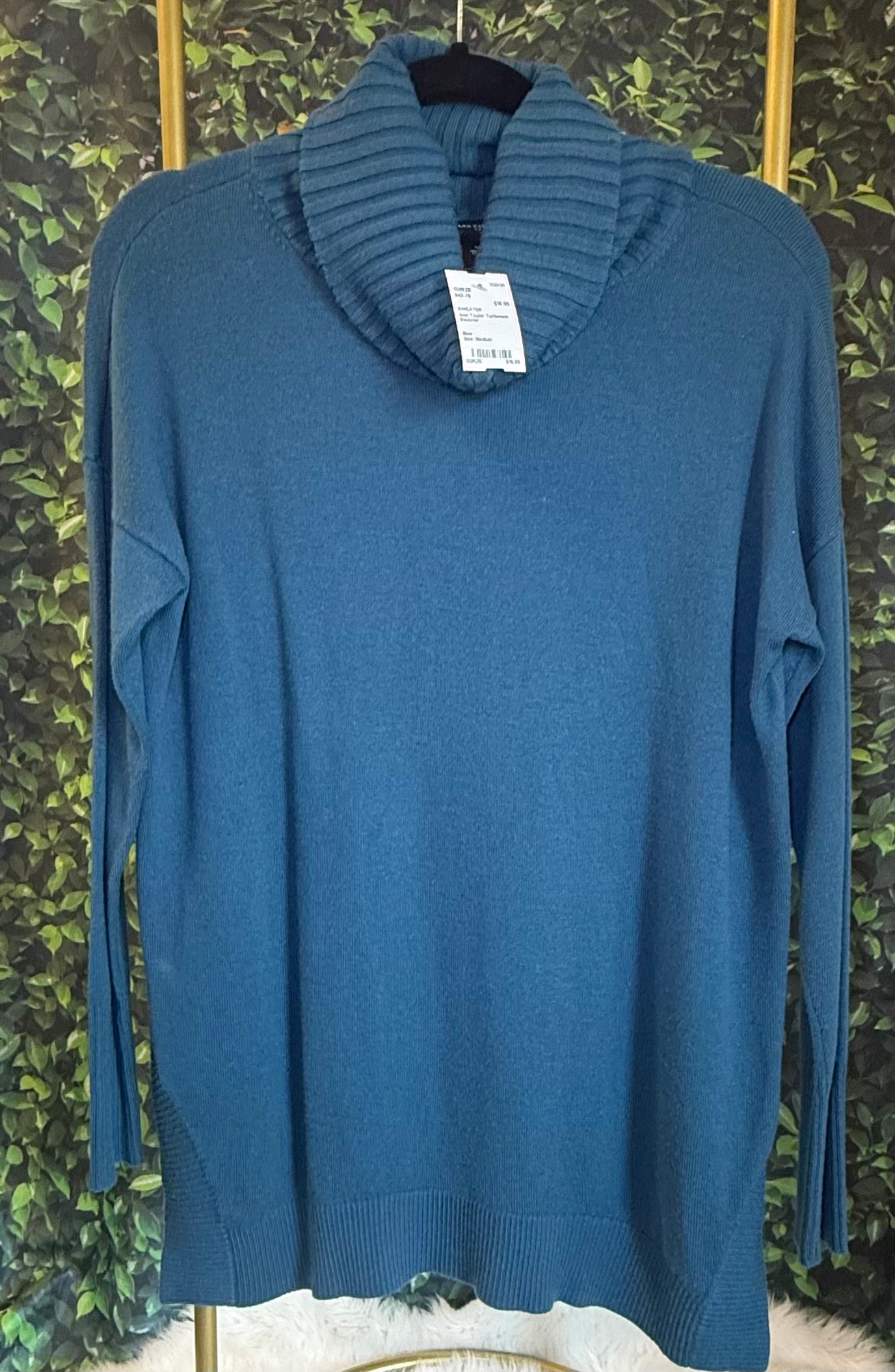 Ann Taylor turtleneck sweater