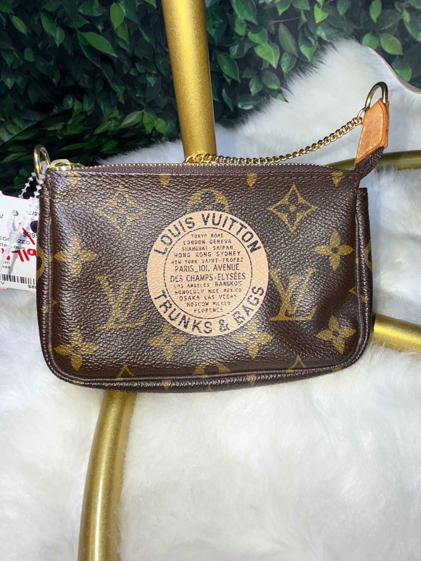Louis Vuitton Pouchette