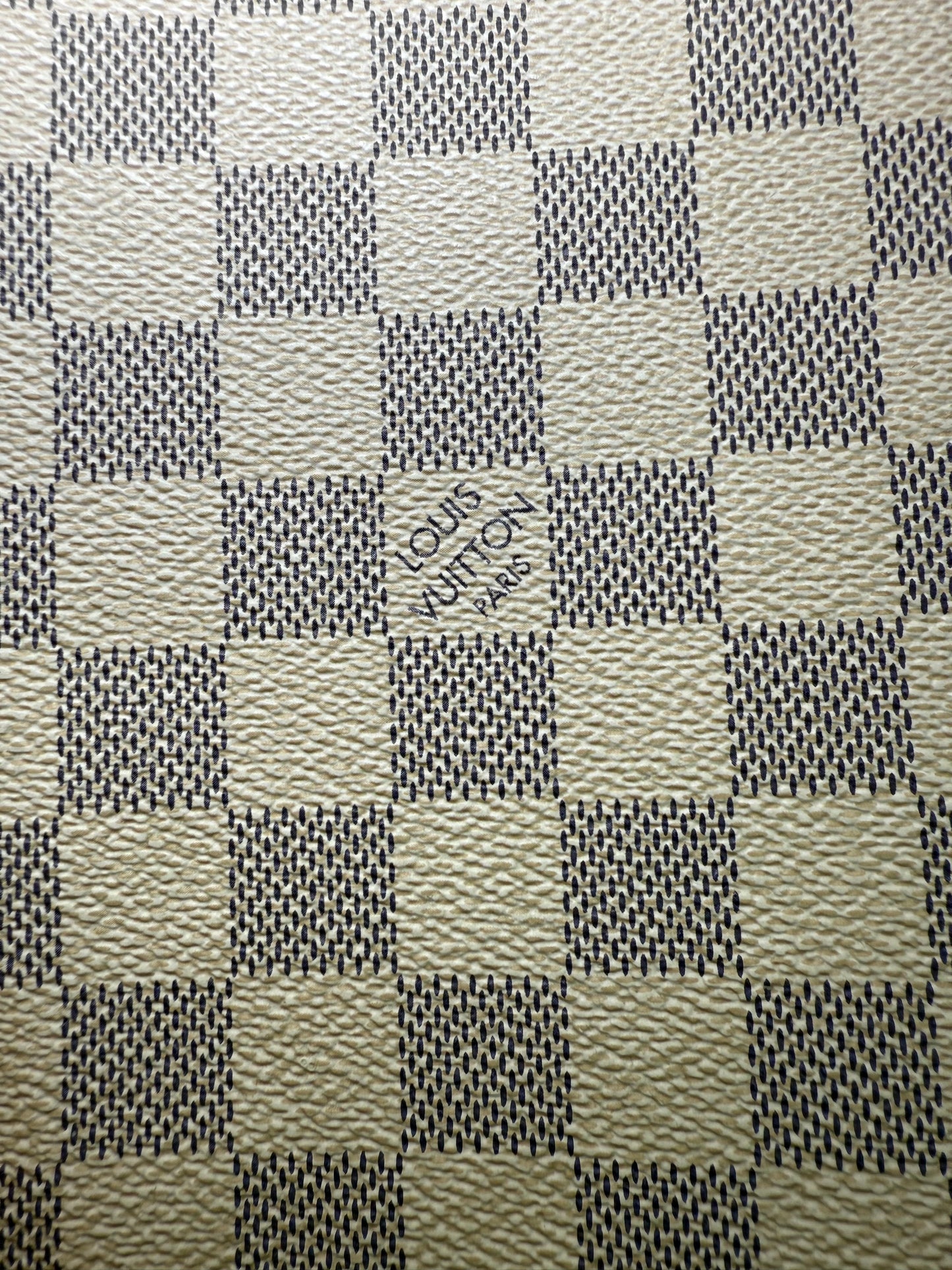 Louis Vuitton Neverfull MM Bag