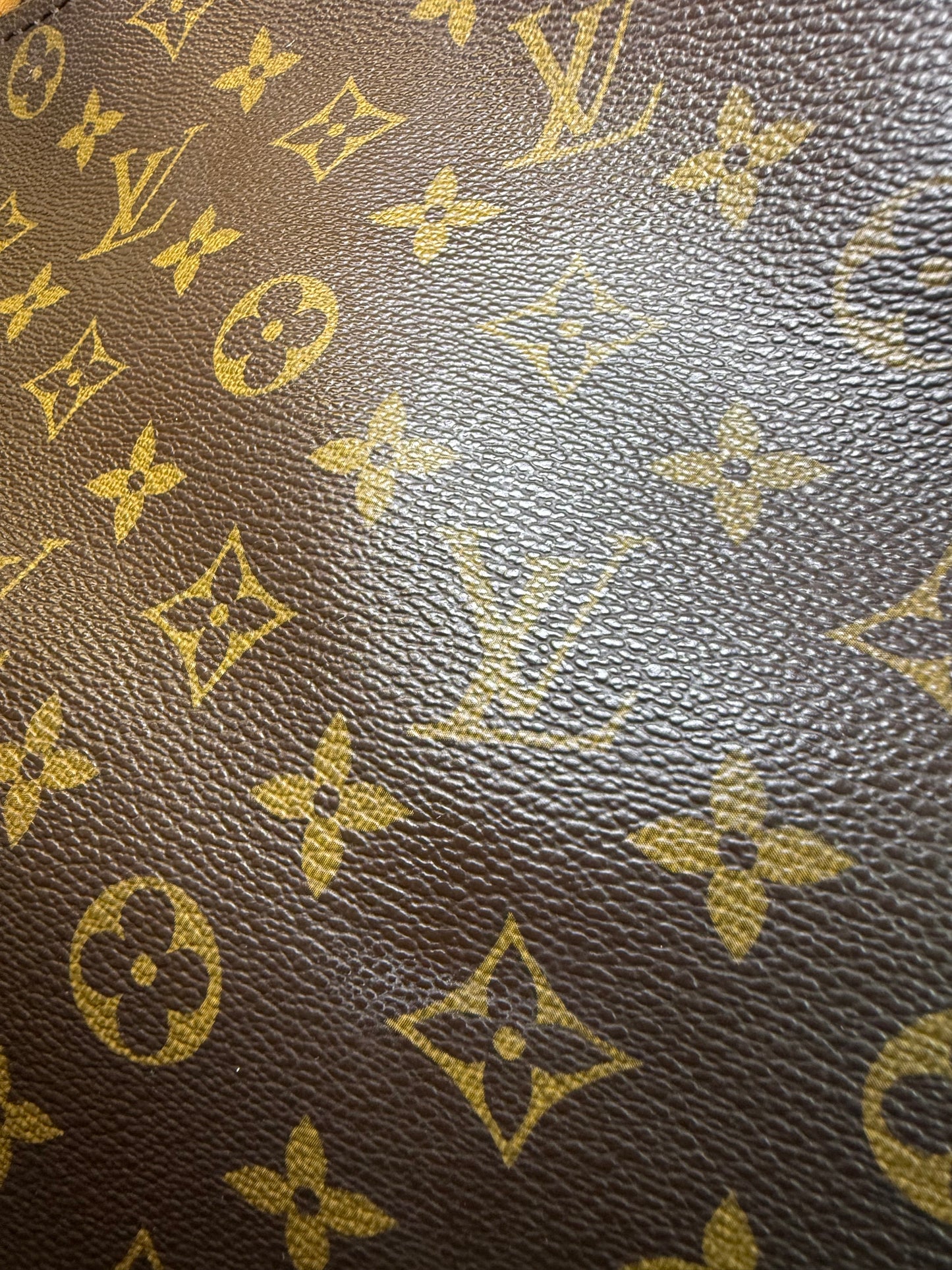 Louis Vuitton Artsy shoulder bag